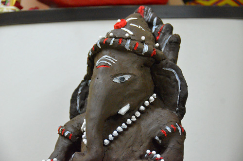 hand made ganapati idol for vinayaka chaturthi