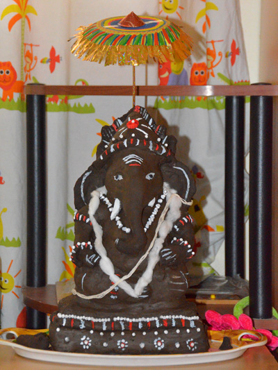 hand made ganapati idol for vinayaka chaturthi